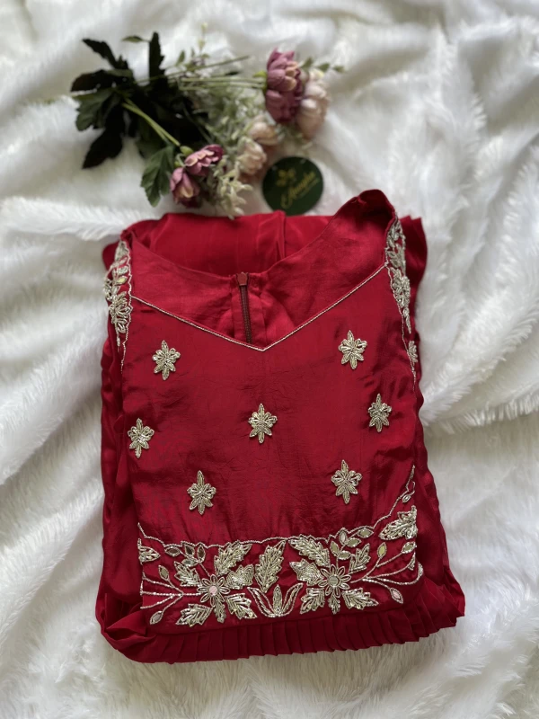 AN180-Natural crape Frock